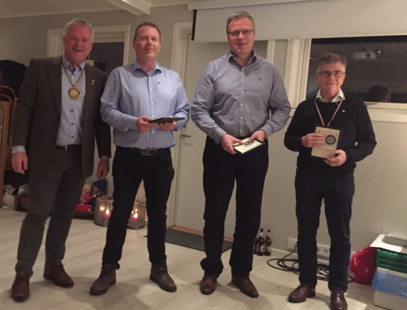 Juleavslutning og opptak av nye medlemmer