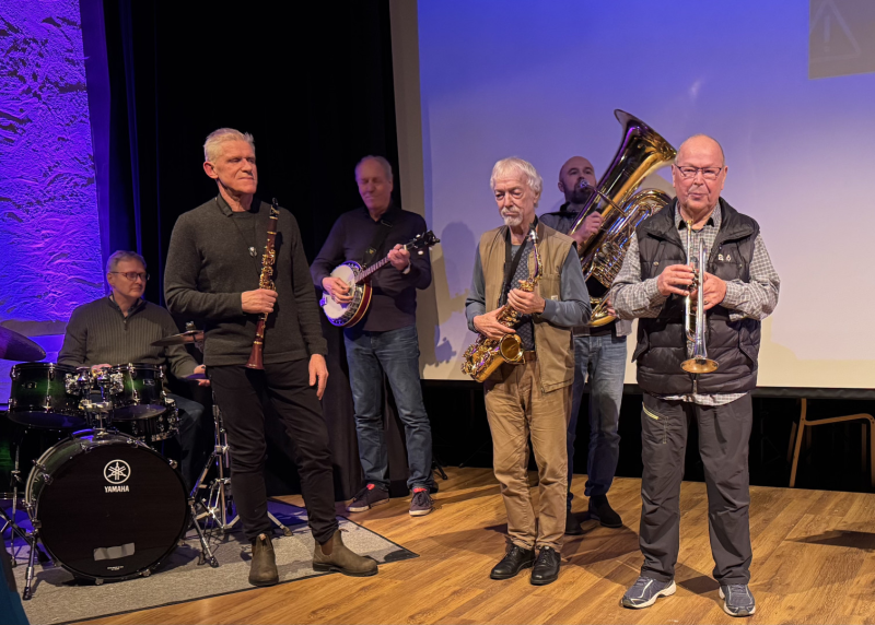 Paul Harris til Sula Trad Band